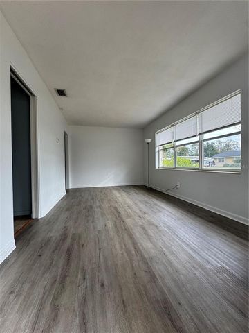 431 AVENUE F SE, Winter Haven, FL 33880