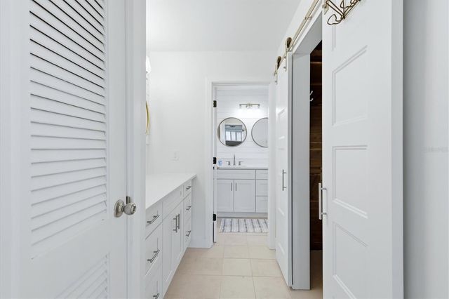 616 LYONS LANE, Longboat Key, FL 34228