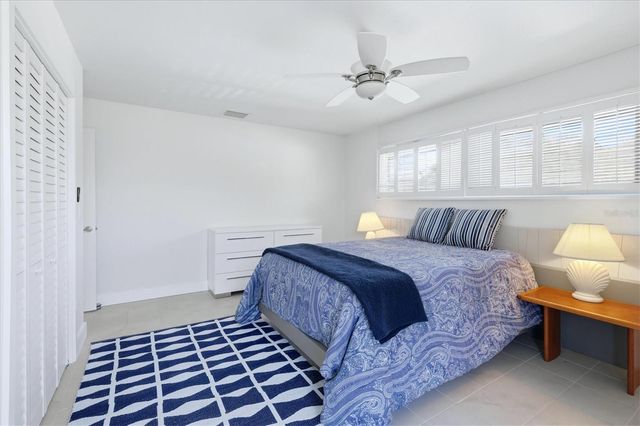 616 LYONS LANE, Longboat Key, FL 34228