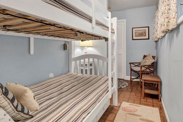 616 LYONS LANE, Longboat Key, FL 34228