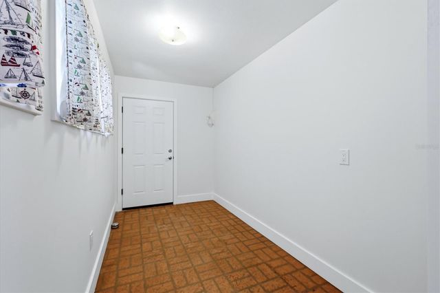 616 LYONS LANE, Longboat Key, FL 34228