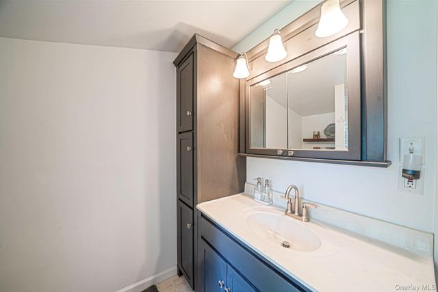 43 College Drive, Stony Brook, NY 11790