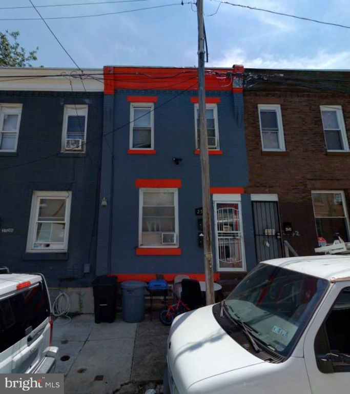 2540 W SELTZER ST, Philadelphia, PA 19132