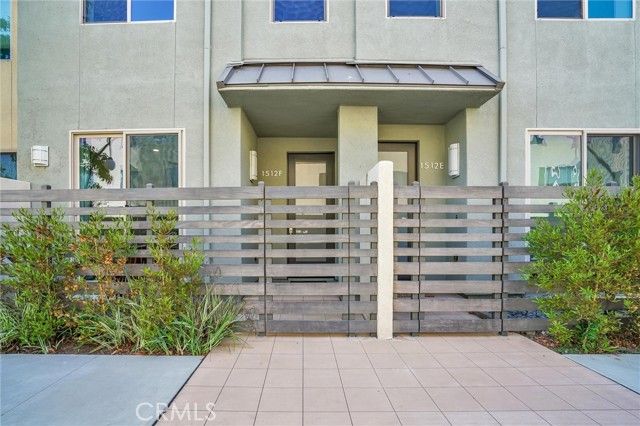1512 W Artesia Square F, Gardena, CA 90248