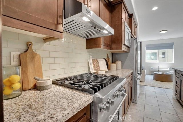 1512 W Artesia Square F, Gardena, CA 90248