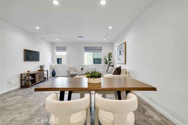 1512 W Artesia Square F, Gardena, CA 90248