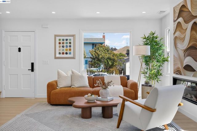 129 Drake Ave, South San Francisco, CA 94080