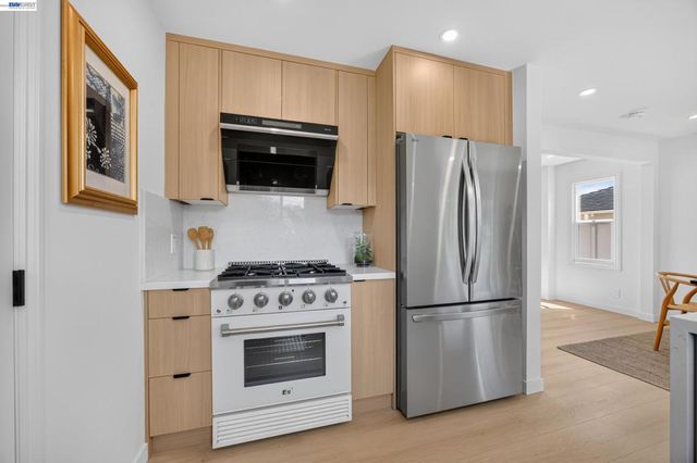 129 Drake Ave, South San Francisco, CA 94080