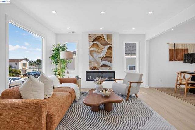 129 Drake Ave, South San Francisco, CA 94080