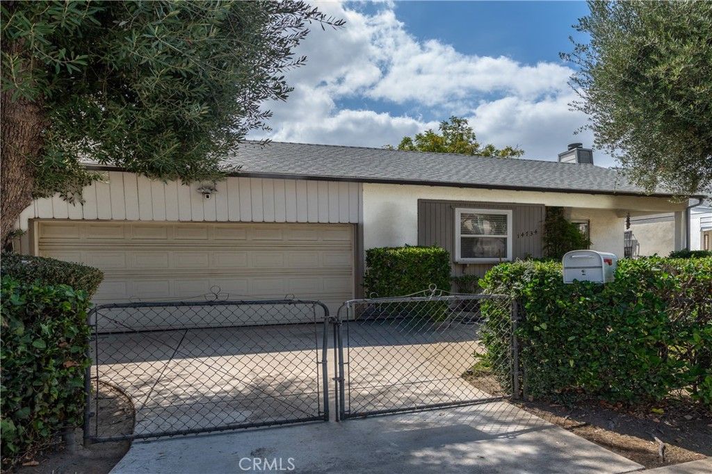 14734 Magnolia Boulevard, Sherman Oaks, CA 91403 — exterior