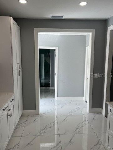 2209 E 19TH AVENUE, Tampa, FL 33605