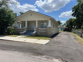 2209 E 19TH AVENUE, Tampa, FL 33605