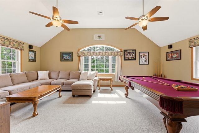 30 Millstone Ln, Middleboro, MA 02346