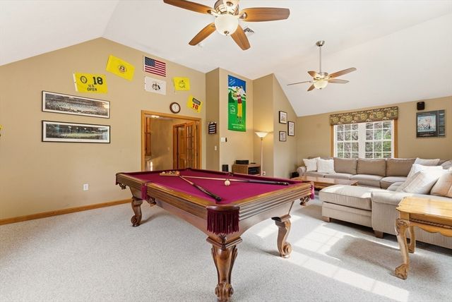 30 Millstone Ln, Middleboro, MA 02346