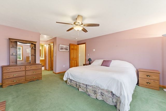 30 Millstone Ln, Middleboro, MA 02346