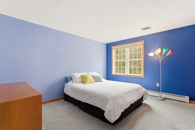 30 Millstone Ln, Middleboro, MA 02346