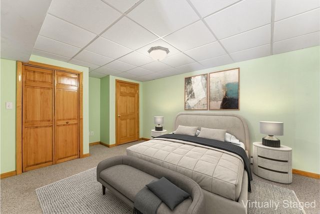 30 Millstone Ln, Middleboro, MA 02346