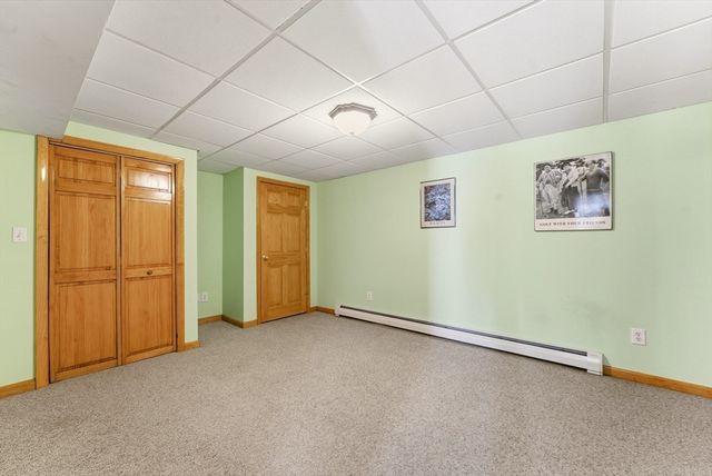 30 Millstone Ln, Middleboro, MA 02346