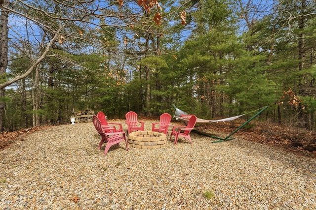 30 Millstone Ln, Middleboro, MA 02346