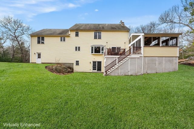 30 Millstone Ln, Middleboro, MA 02346