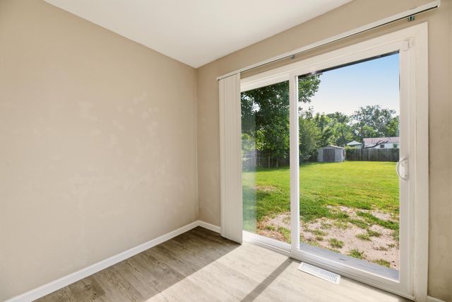 2450 S St Clair Ave, Wichita, KS 67217