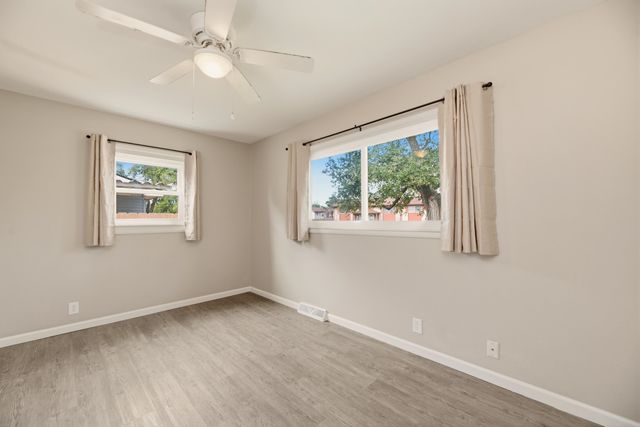 2450 S St Clair Ave, Wichita, KS 67217