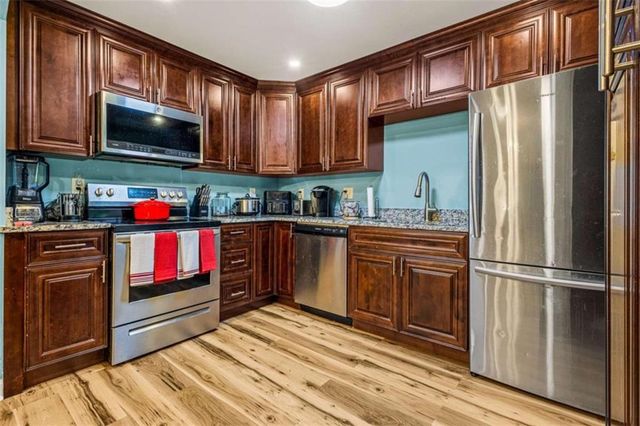 1977 Wee Kirk Road, Atlanta, GA 30316