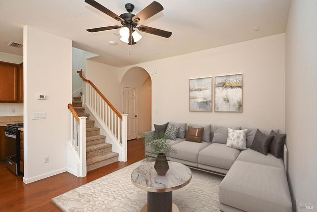1174 Tocia Ave, Vacaville, CA 95687