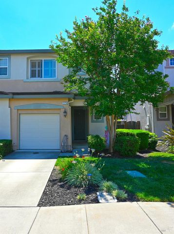 1174 Tocia Ave, Vacaville, CA 95687