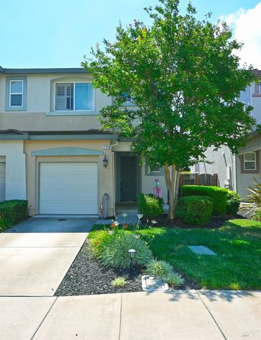 1174 Tocia Ave, Vacaville, CA 95687