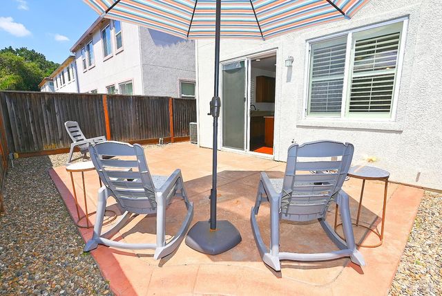 1174 Tocia Ave, Vacaville, CA 95687