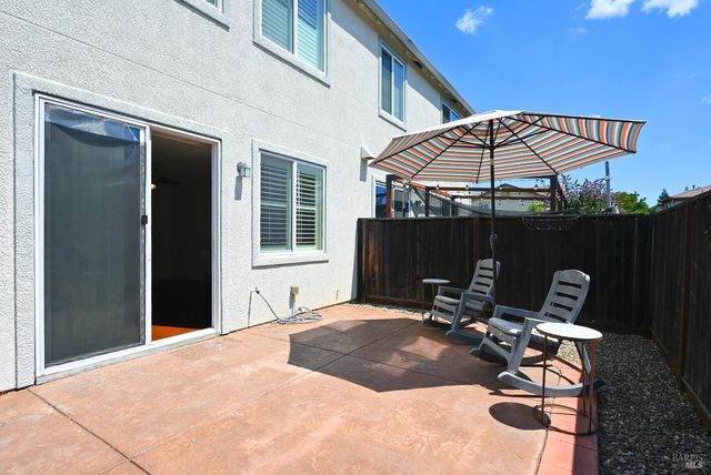 1174 Tocia Ave, Vacaville, CA 95687