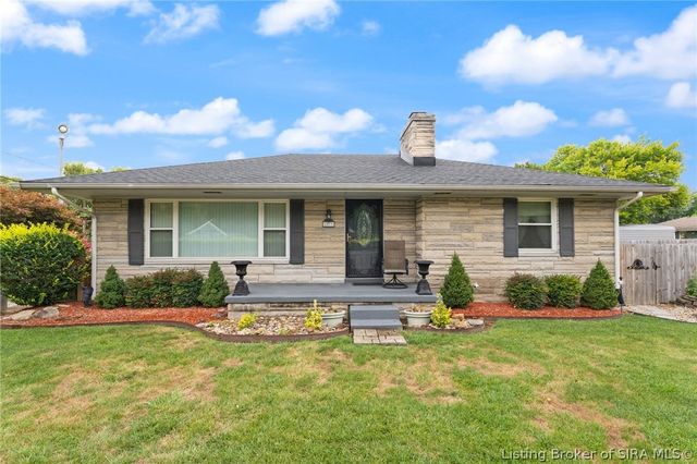 2579 Charlestown Road, New Albany, IN 47150