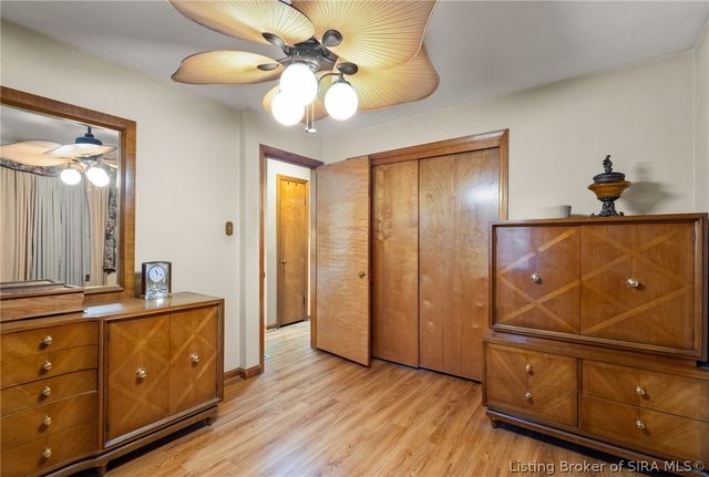 2579 Charlestown Road, New Albany, IN 47150