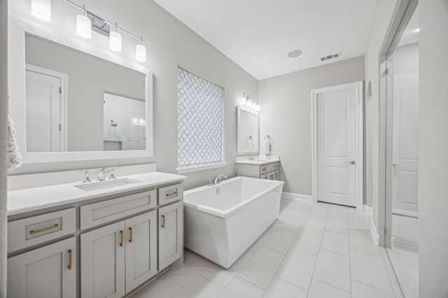 636 Spurlock Street, Frisco, TX 75036