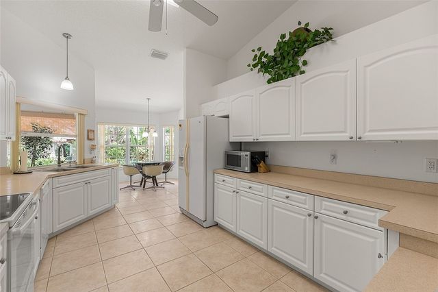 173 Easy Street, Sebastian, FL 32958