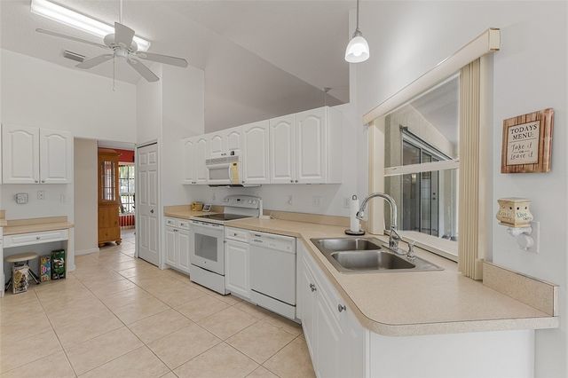 173 Easy Street, Sebastian, FL 32958