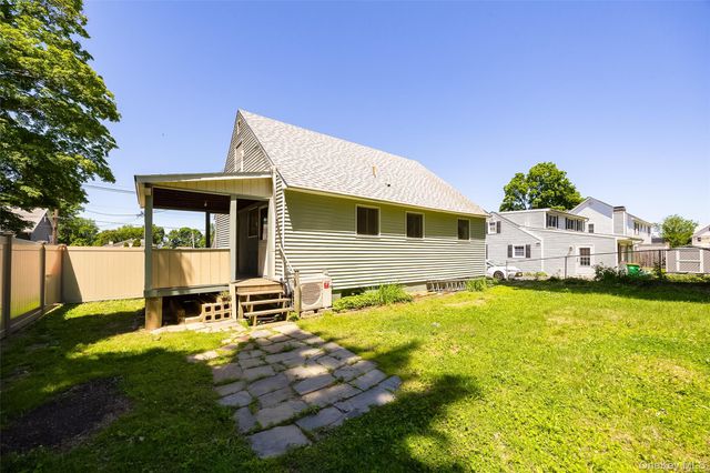 22 Howland Avenue, Beacon, NY 12508