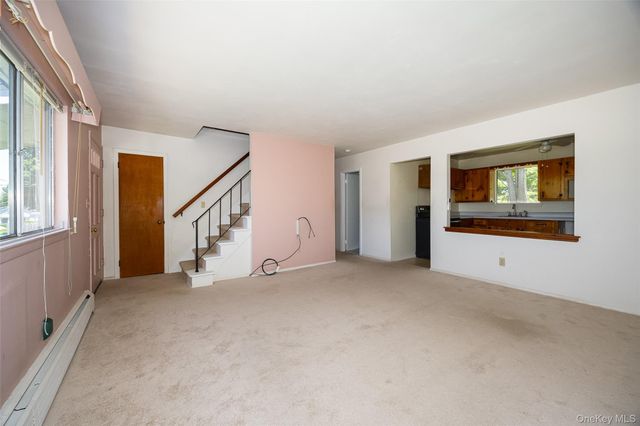 22 Howland Avenue, Beacon, NY 12508