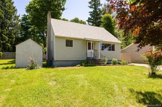 22 Howland Avenue, Beacon, NY 12508