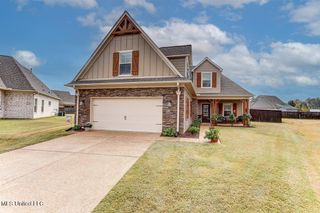 5074 S Montavale, Southaven, MS 38672