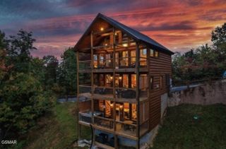1132 Villa Overlook Way Way, Gatlinburg, TN 37738