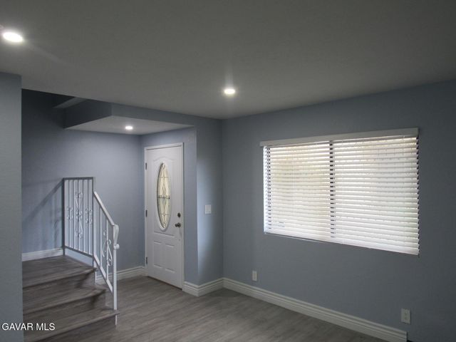 1306 W Avenue J4 Avenue 4, Lancaster, CA 93534