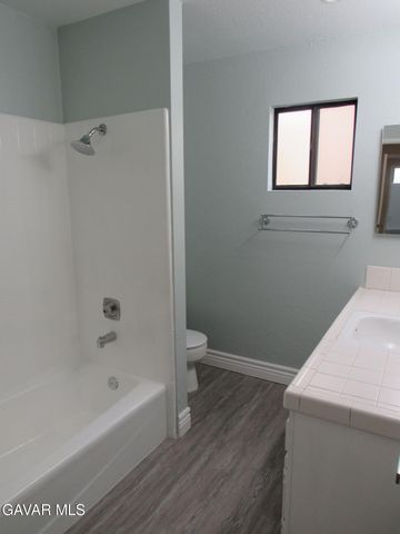 1306 W Avenue J4 Avenue 4, Lancaster, CA 93534
