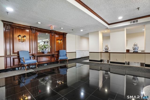 143 Hoyt Street 1K, Stamford, CT 06905