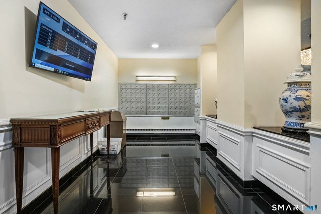 143 Hoyt Street 1K, Stamford, CT 06905