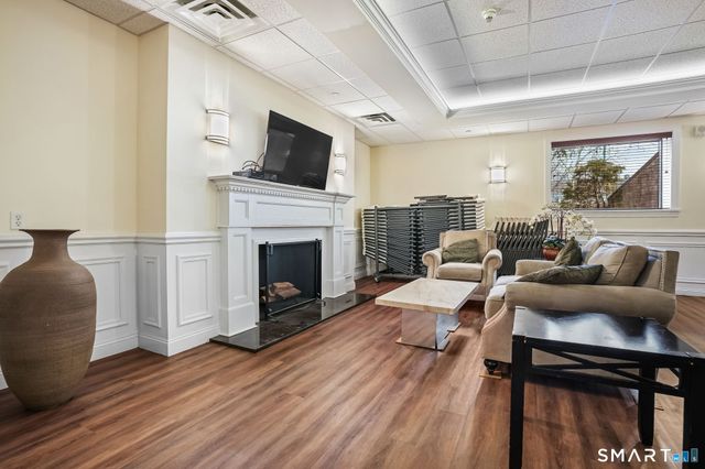 143 Hoyt Street 1K, Stamford, CT 06905