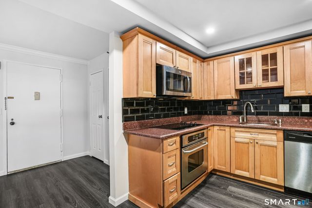 143 Hoyt Street 1K, Stamford, CT 06905