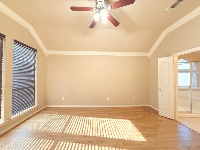 2712 Flint Rock Drive, Fort Worth, TX 76131