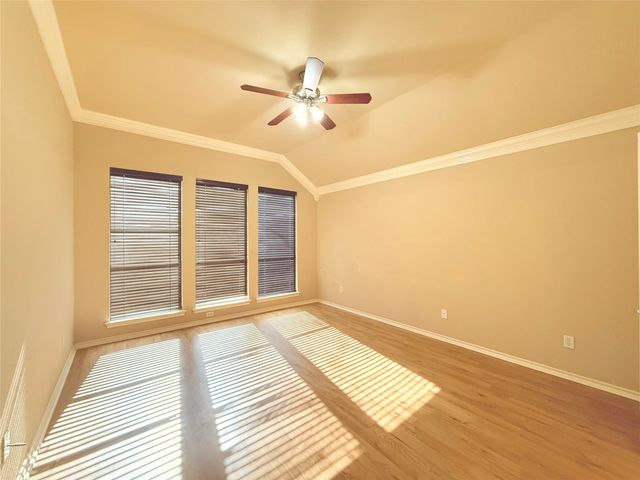 2712 Flint Rock Drive, Fort Worth, TX 76131